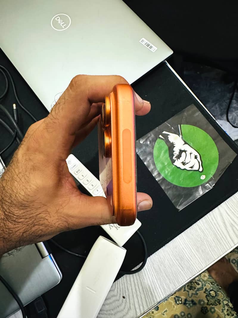 Apple iPhone 17 Pro Max 3