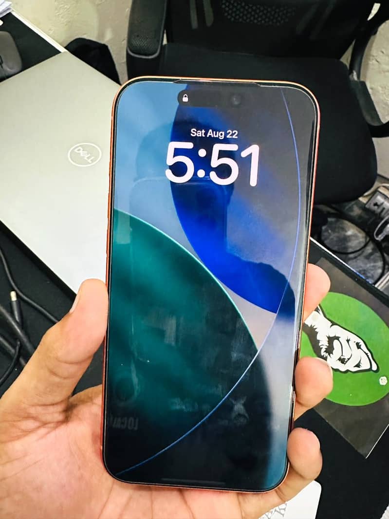 Apple iPhone 17 Pro Max 4