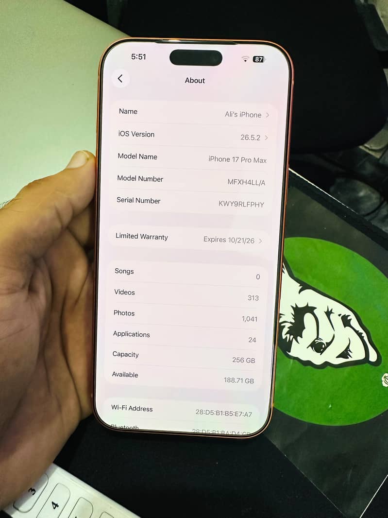 Apple iPhone 17 Pro Max 5