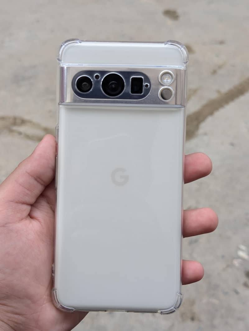 Google Pixel 8 Pro 2