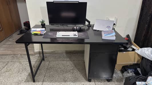 Computer Table