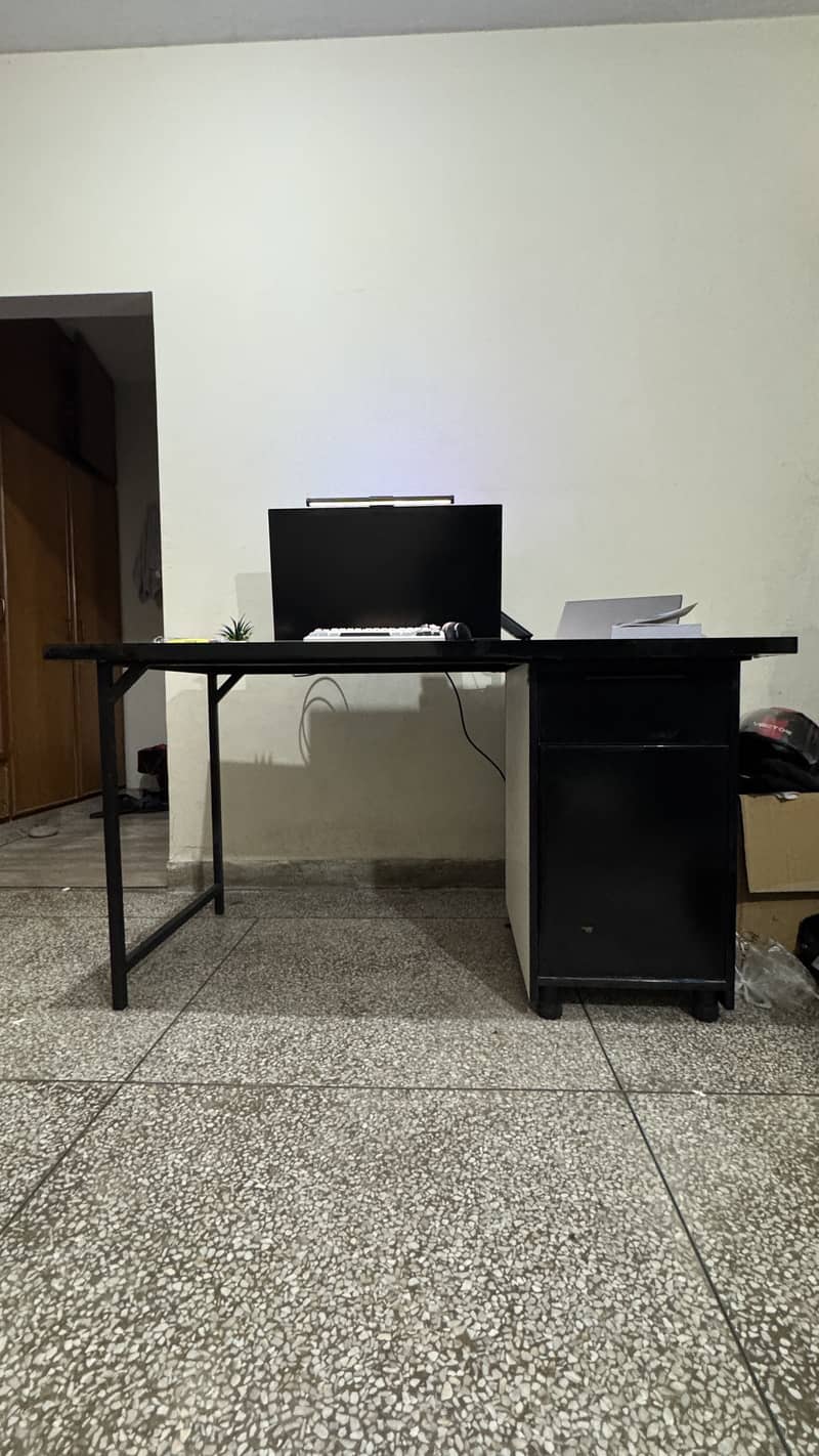 Computer Table 3