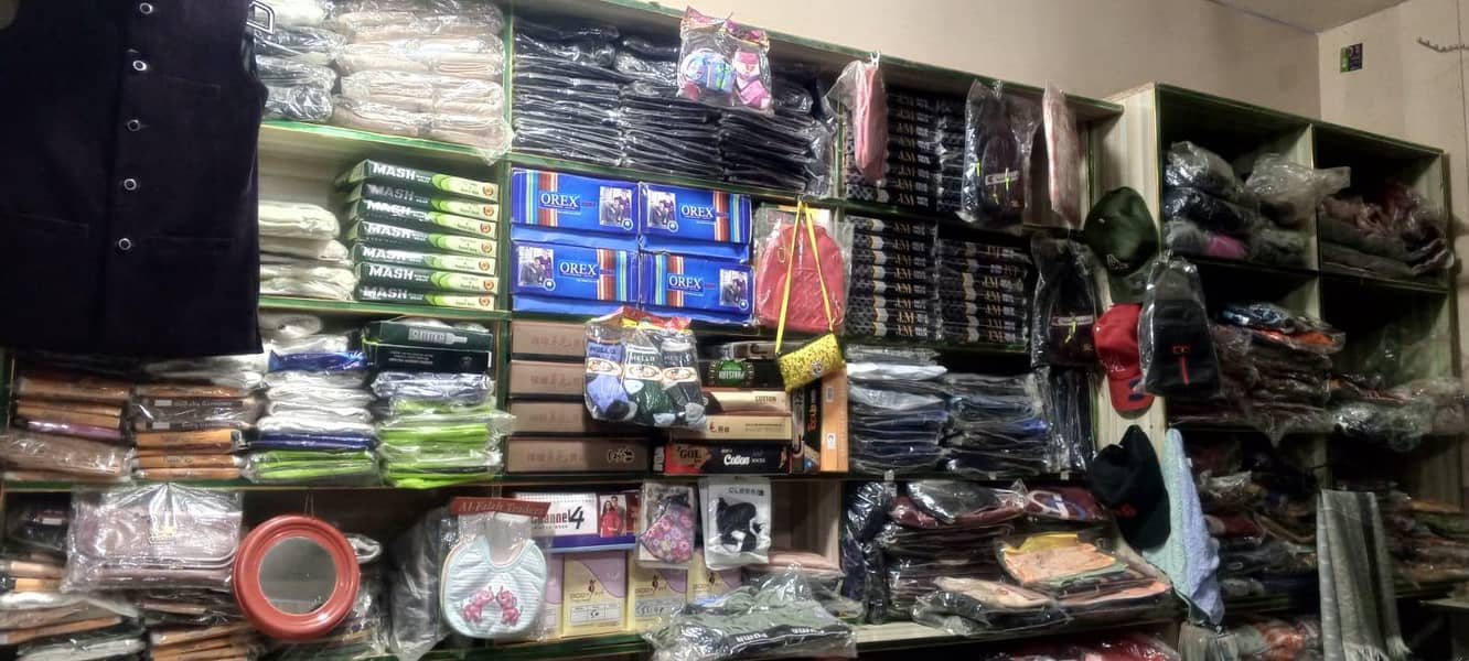 بچوں کے گارمنٹس کی چلتی ہوئی دکان فروخت کے لیے 0