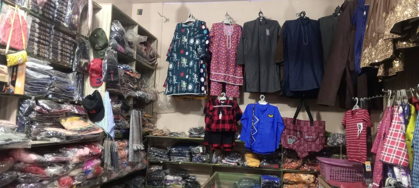 بچوں کے گارمنٹس کی چلتی ہوئی دکان فروخت کے لیے 2