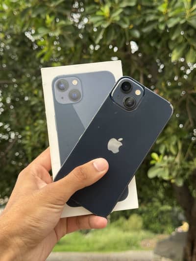 Apple iPhone 13 jv
