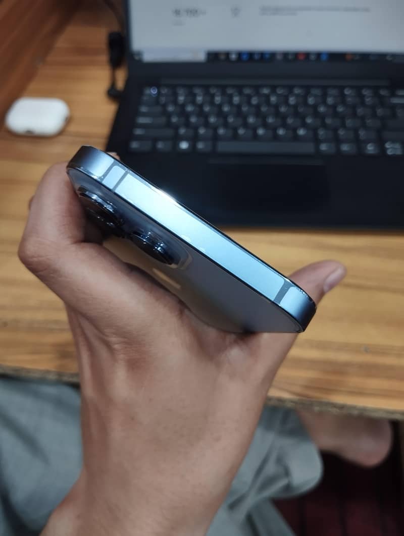 Apple iPhone 13 Pro Max 5