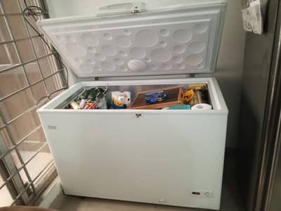 Very less used deep freezer excellent condition