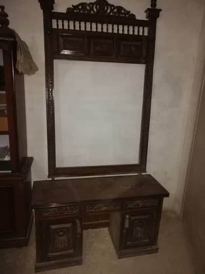 beautiful dressing pure wooden