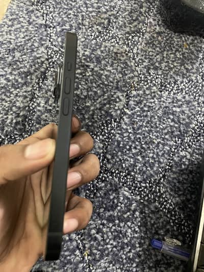 Apple iPhone 14