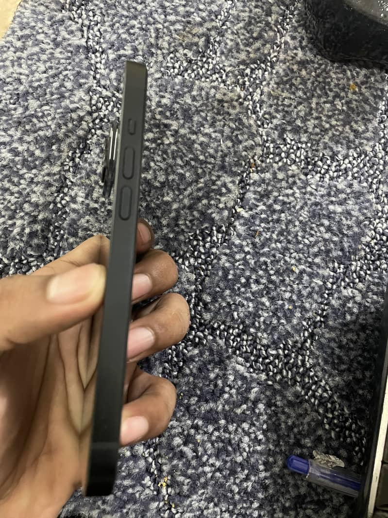 Apple iPhone 14 0