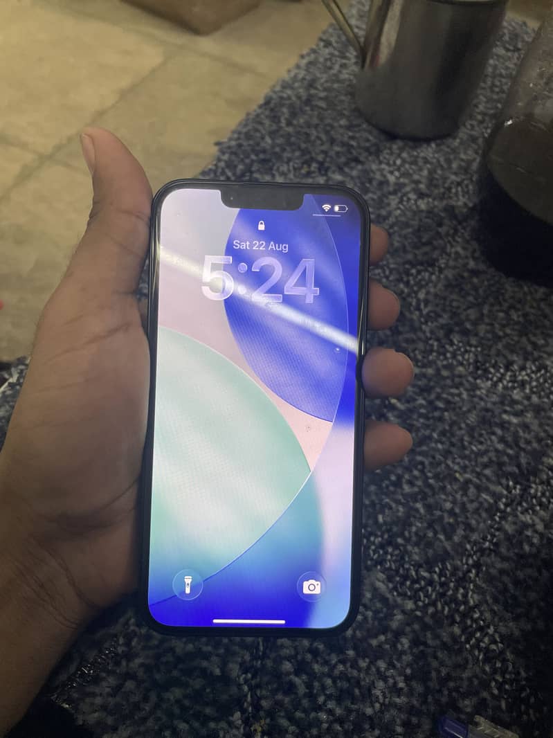 Apple iPhone 14 4
