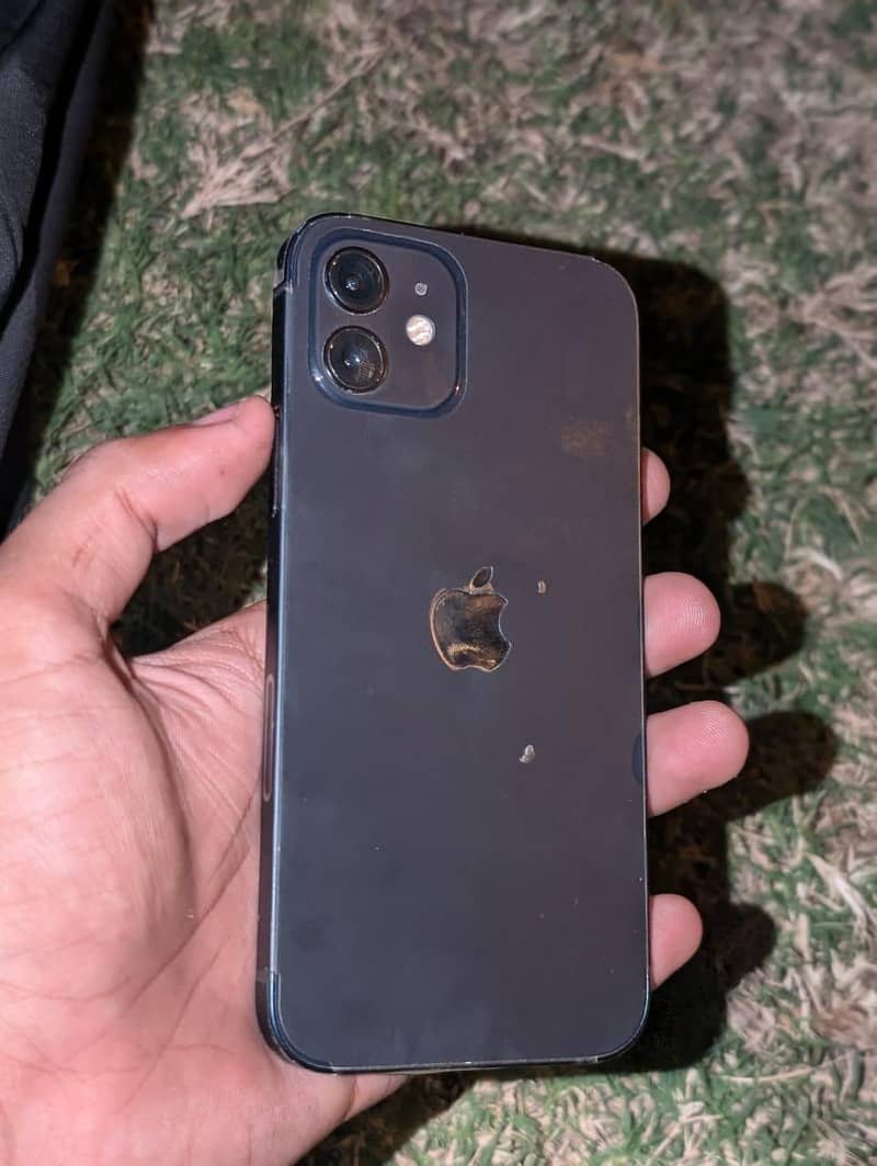 Apple iPhone 12 5