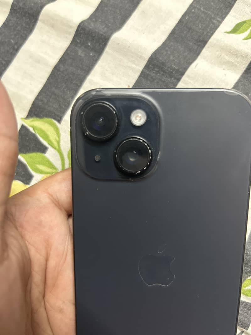 Apple iPhone 15 3