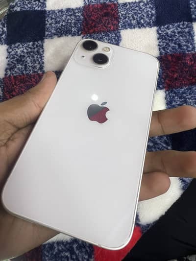 Apple iPhone 13
