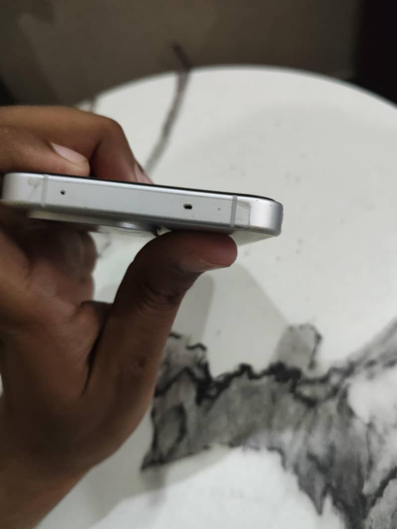 OnePlus 13t 2