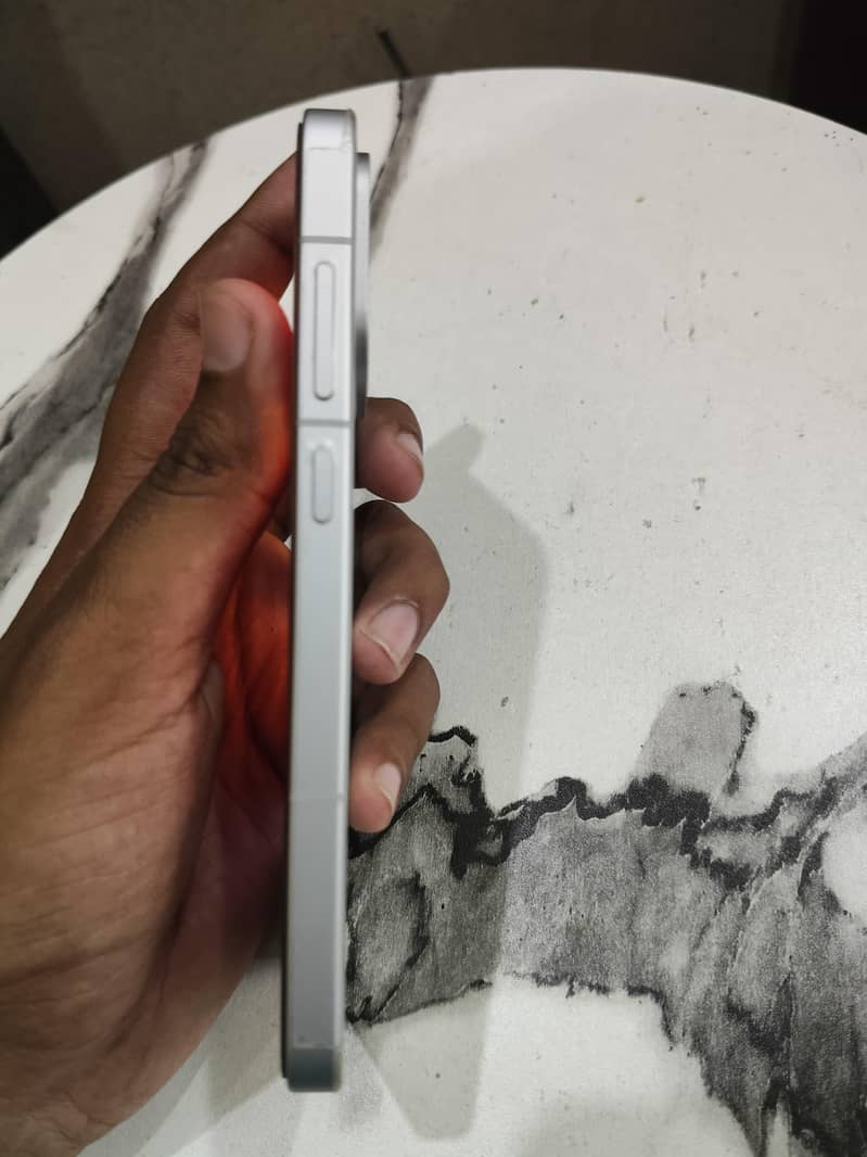 OnePlus 13t 3