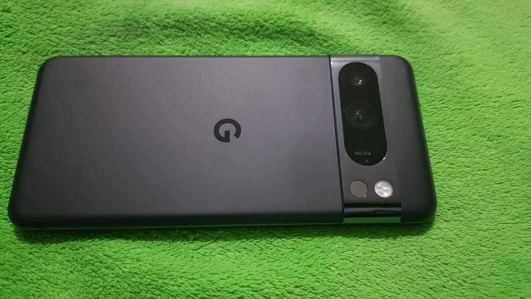 Google Pixel 8 Pro 2