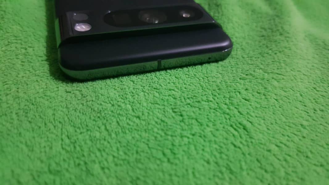 Google Pixel 8 Pro 3