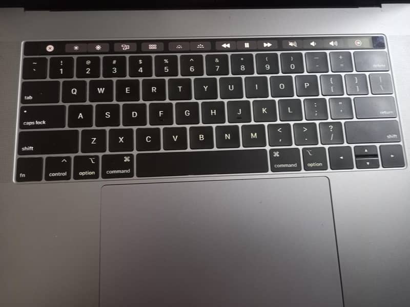macbook Pro 2019 model 2