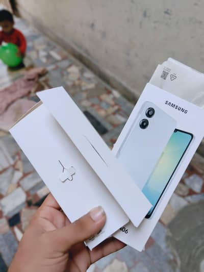 Samsung Mobile A06