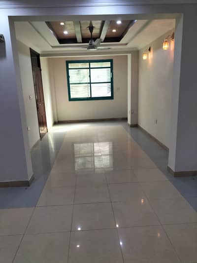 5 marla house for rent in Johar town for Family and Silent office (Call center + Software house