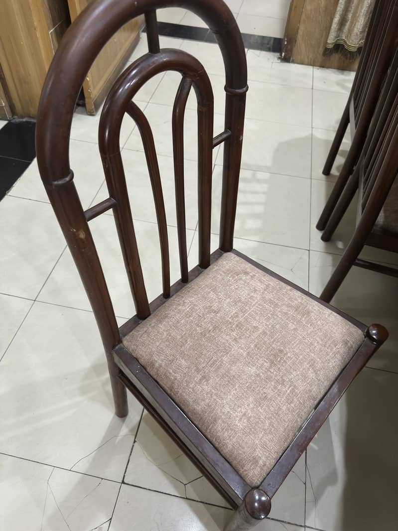 Dinning table 8 seaters 1