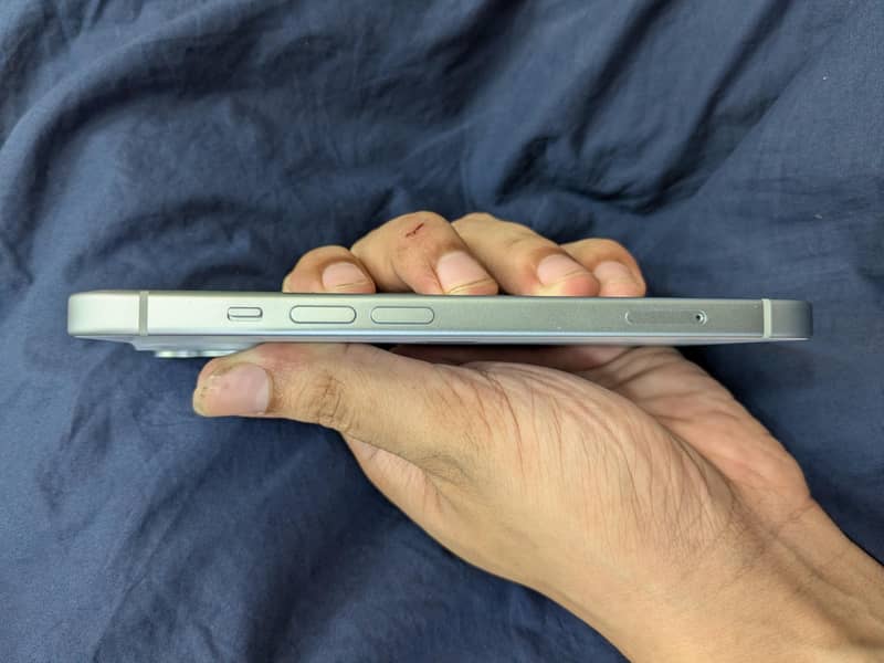 Apple iPhone 15 1