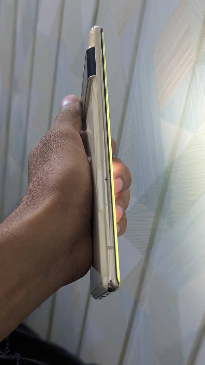 Google Pixel 6 Pro 2