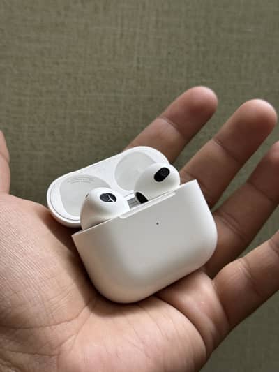AirPods Gen 3