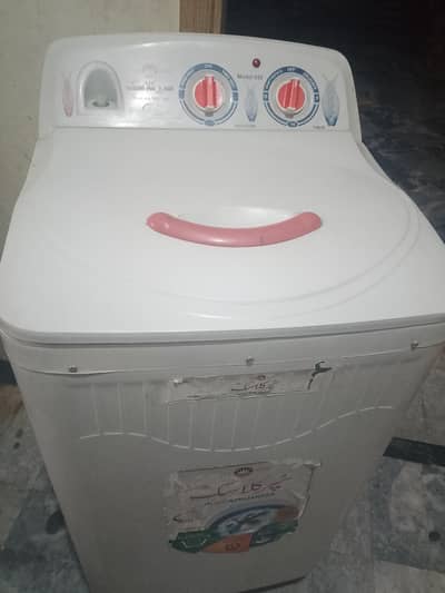 dryer super classic model 559 2 years old used only one month  cond10/