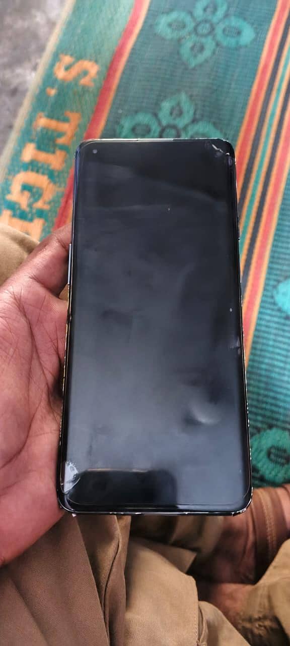 One Plus 9 Pro 3