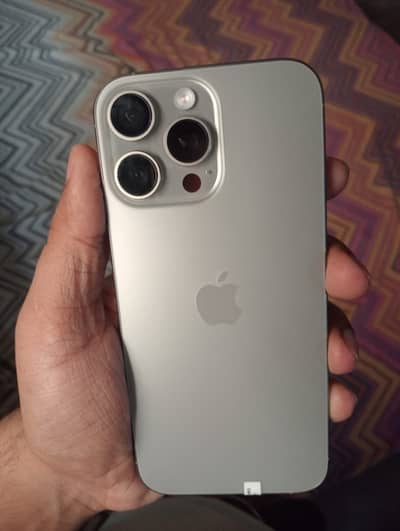 Apple iPhone 16 Pro Max