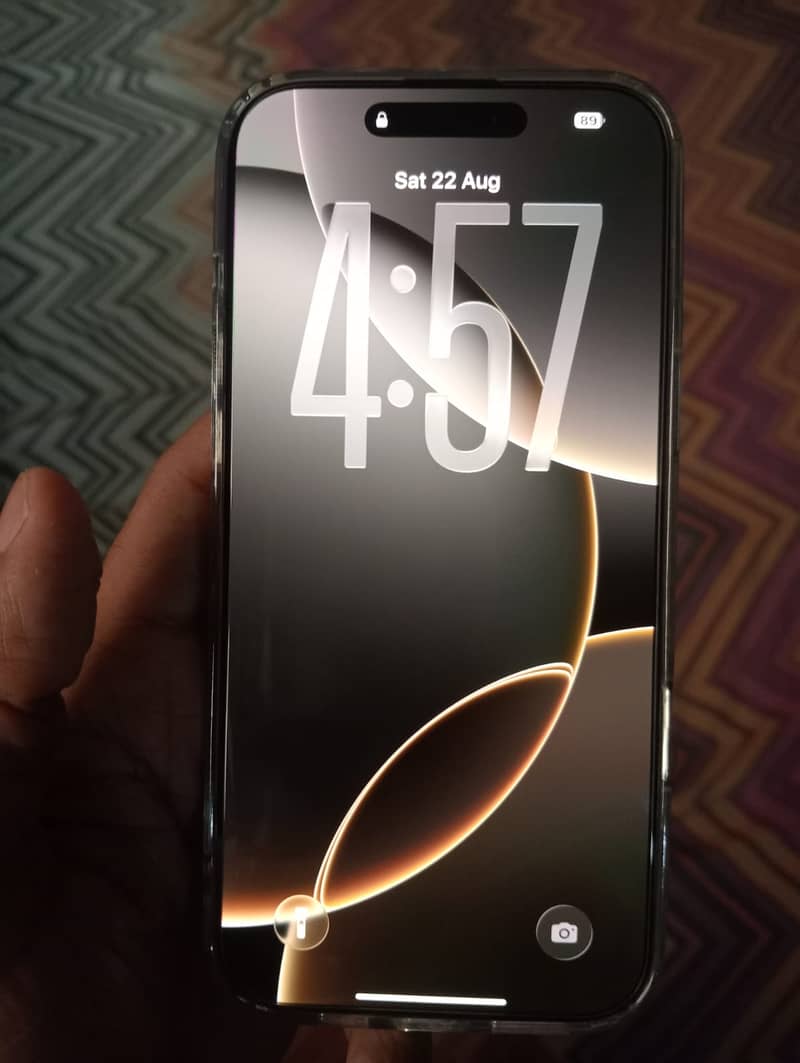 Apple iPhone 16 Pro Max 1