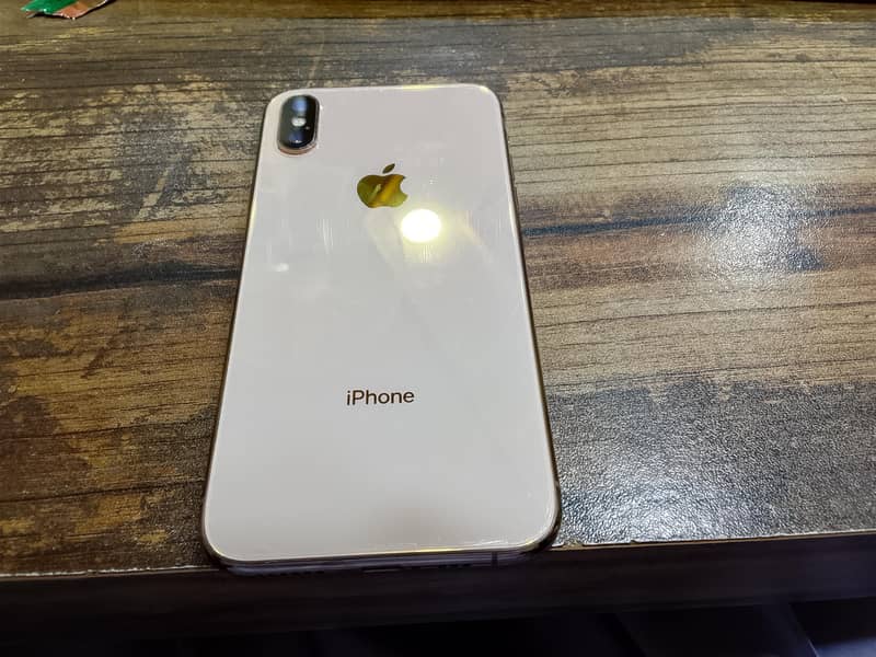 Apple iPhone X 4