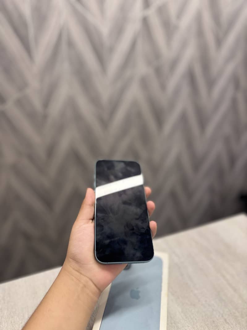 Apple iPhone 16 Plus 1