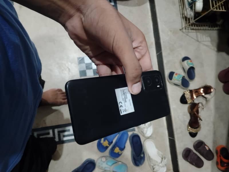 OPPO A76 0