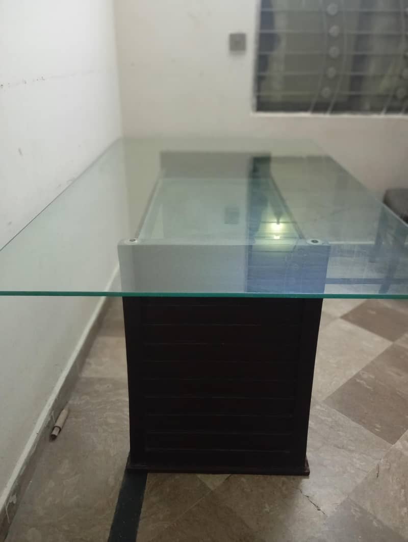 glass dining table 1