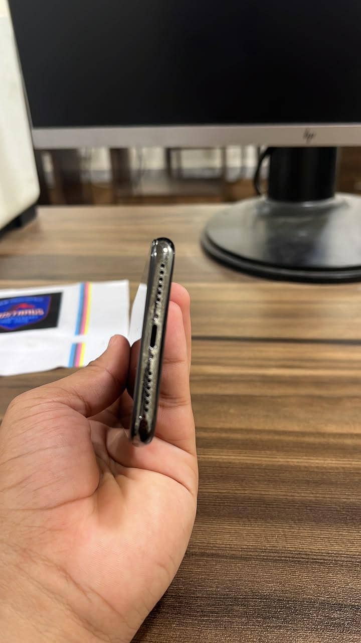 Apple iPhone X 1