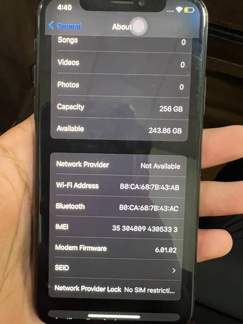Apple iPhone X 5