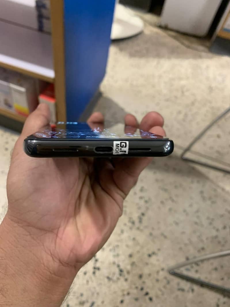 Google Pixel 8 Pro 6