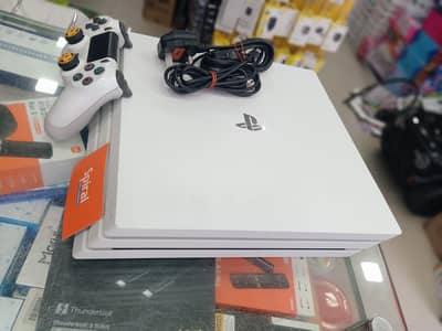 PlayStation 4 Pro 1TB | PS4 Pro Glacier White | PlayStation 4 Pro 7116