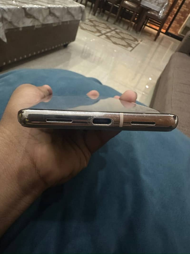 Google Pixel 7 Pro 6