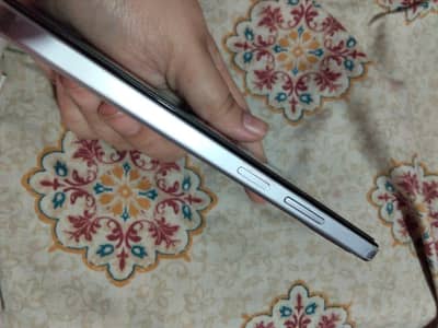 Oppo A6s 8+8\256 best Phone