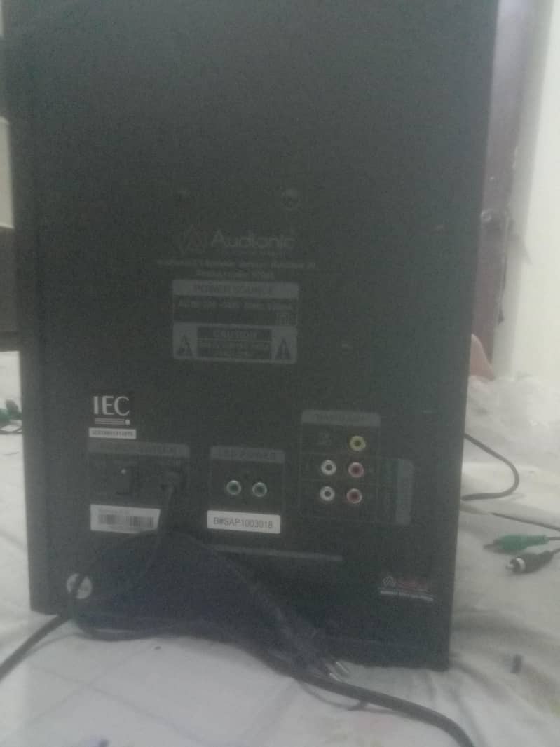 AUDIONIC best condition speaker 2