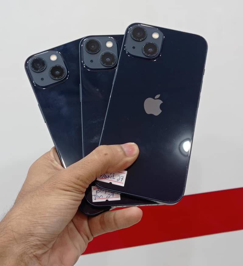 Apple iPhone 13 0