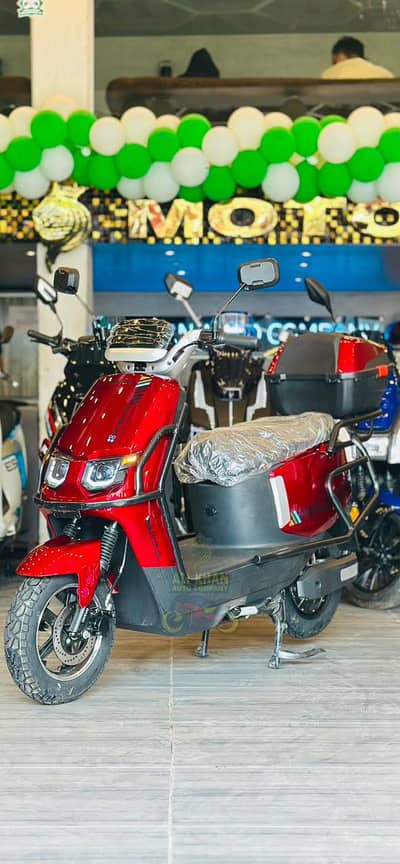 RAMZA A700 SCOOTY SCOOTER MALE FEMALE BOYS GIRLS LADIES SCOOTY EV