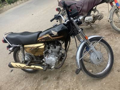 Honda 125 Golden Edition 2024