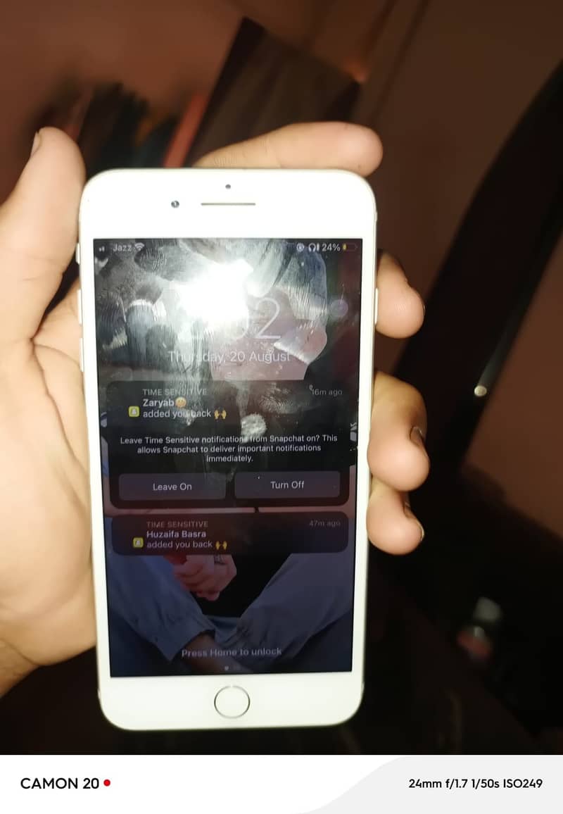 Apple iPhone 7 Plus 2