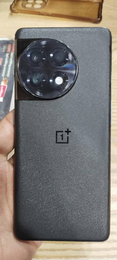 One Plus 11R 16gb ram. 256. gb. rom 10/10