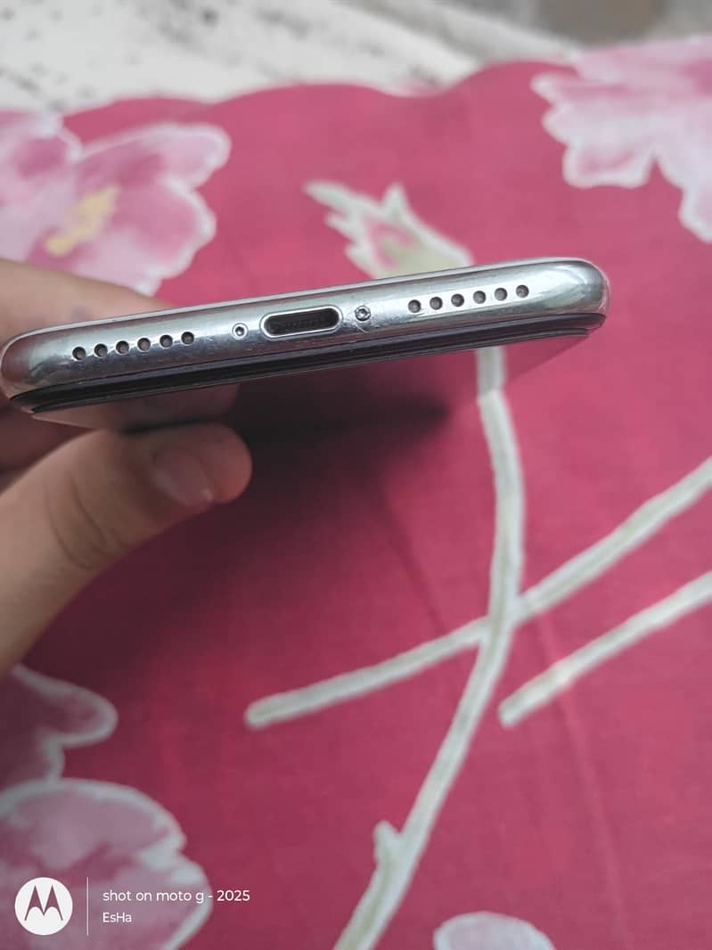 Apple iPhone X 0